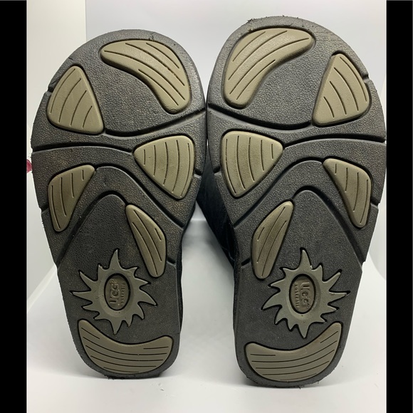 UGG Black Tall Leather Boots Zipper Back Sz5 6 - Picture 10 of 10